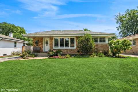 895 S Parkside Avenue, Elmhurst, IL 60126