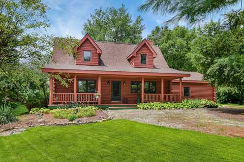 37w817 Pine Needles Court, Batavia, IL 60510