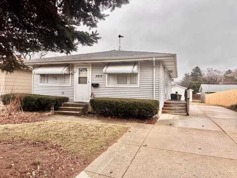 2017 Ezra Avenue, Zion, IL 60099