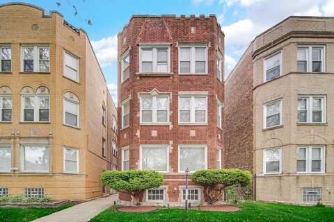 8518 S Bennett Avenue, Chicago, IL 60617