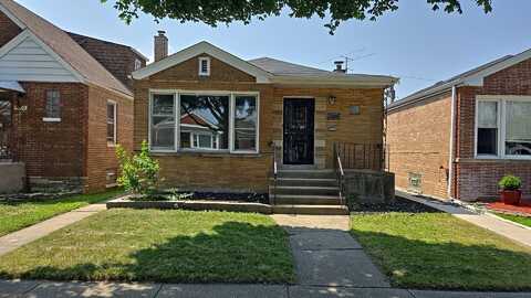9028 S Ridgeland Avenue, Chicago, IL 60617