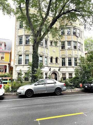 1527 W Pratt Boulevard, Chicago, IL 60626