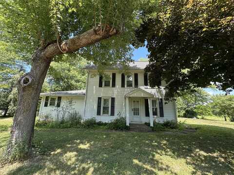 1184 IL Route 10, Monticello, IL 61856