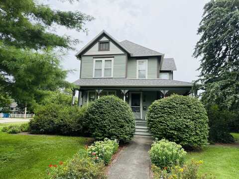 130 W WAUPANSIE Street, Dwight, IL 60420