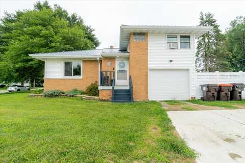 310 W Prairie Street, Heyworth, IL 61745