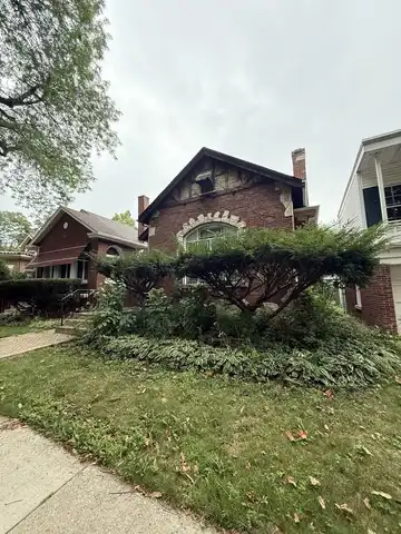7750 S Crandon Avenue, Chicago, IL 60649