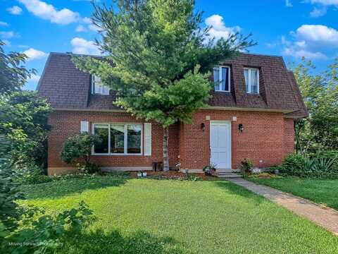 8428 Creekside Lane, Darien, IL 60561