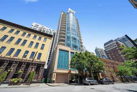 60 W Erie Street, Chicago, IL 60654