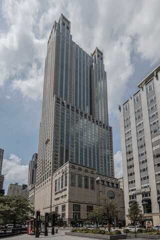 132 E Delaware Place, Chicago, IL 60611