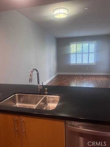 150 THE PROMENADE, Long Beach, CA 90802