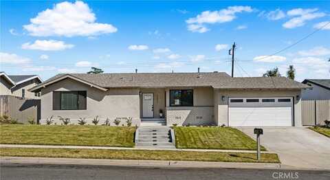 12832 Chaplet Place, North Tustin, CA 92705