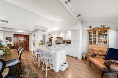 502 Avenida Largo, Newport Beach, CA 92660