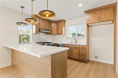 9716 Felton Avenue, Inglewood, CA 90301