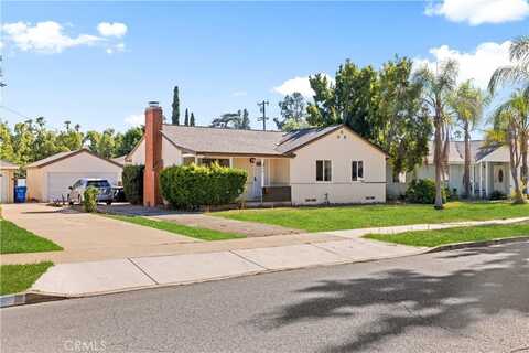 424 Roosevelt Ave, Pomona, CA 91767