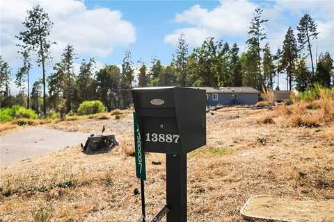 13887 Carver Drive, Magalia, CA 95954