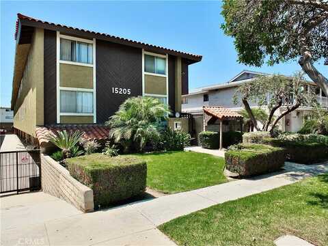 15205 S Budlong Avenue, Gardena, CA 90247