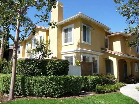 26 Daffodil, Irvine, CA 92618