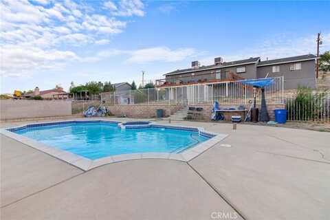 7935 Gaylop Ave, Hesperia, CA 92345