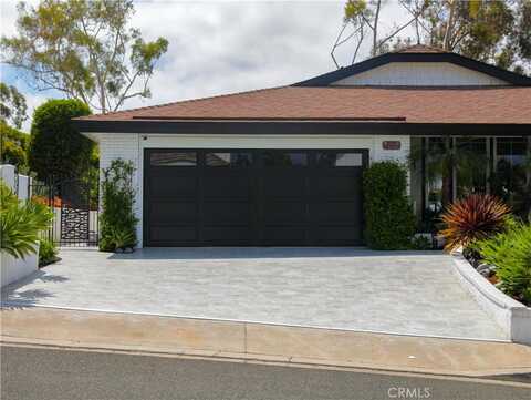24942 Del Monte Street, Laguna Hills, CA 92653