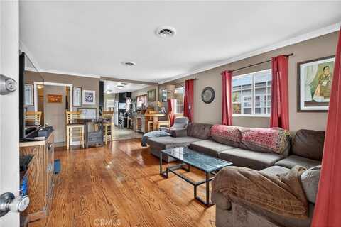 4547 W 141st Street, Hawthorne, CA 90250