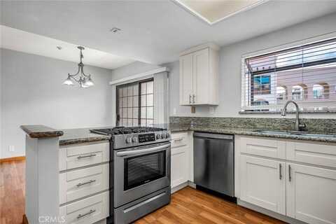 410 Avenue G, Redondo Beach, CA 90277