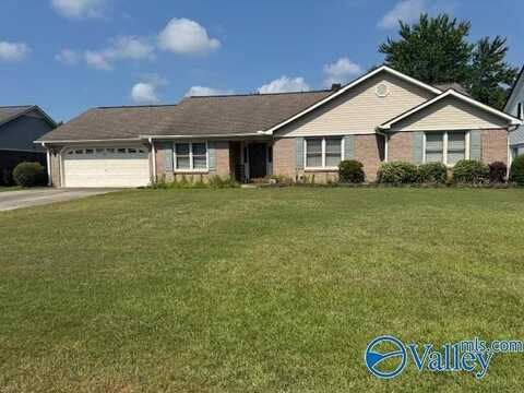 2307 Warwick Avenue SW, Decatur, AL 35603