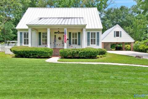 111 Tanglewood Drive, Moulton, AL 35650