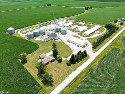 4575 500th Street SE, Iowa City, IA 52240