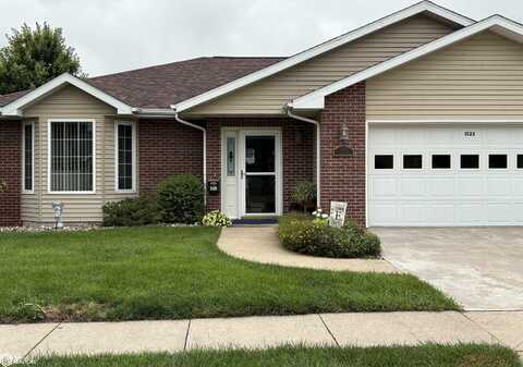 1523 Cambridge Drive, Burlington, IA 52601