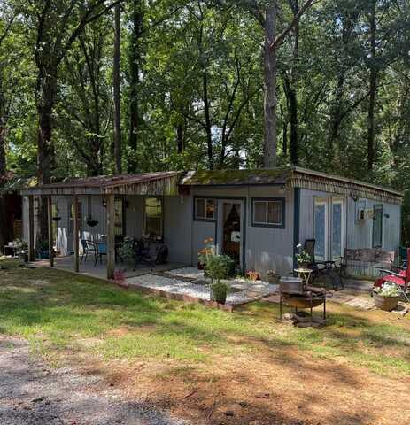191 County Road, Oakland, MS 38948