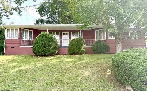 100 Shawnee Way, Clarksburg, WV 26301