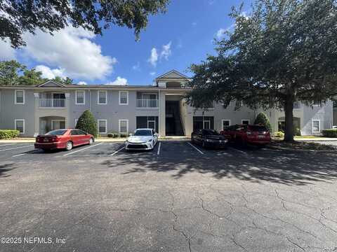 6069 MAGGIES Circle unit: 113, Jacksonville, FL 32244