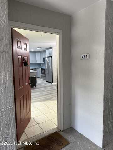 3591 KERNAN Boulevard S unit: 613, Jacksonville, FL 32224