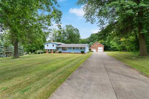 1200 Kenyon Avenue SW, Massillon, OH 44647
