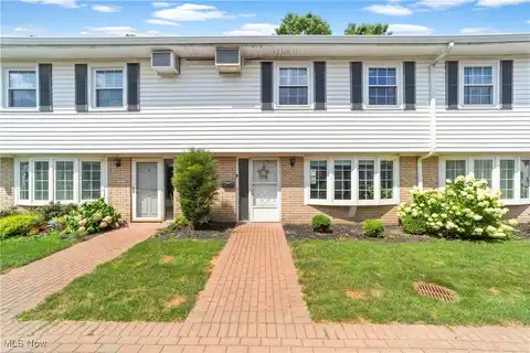 10 Meadowlawn Drive unit: 4, Mentor, OH 44060