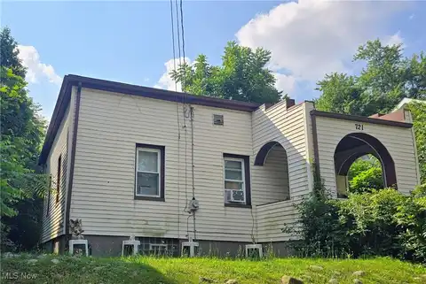 721 Eastland Avenue, Akron, OH 44305