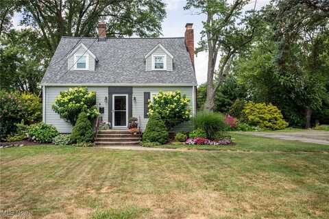 22250 Mastick Road, Fairview Park, OH 44126