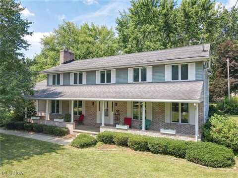 1243 Danbury Road NW, North Canton, OH 44720