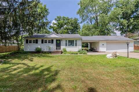 10008 Gabriella Drive, North Royalton, OH 44133