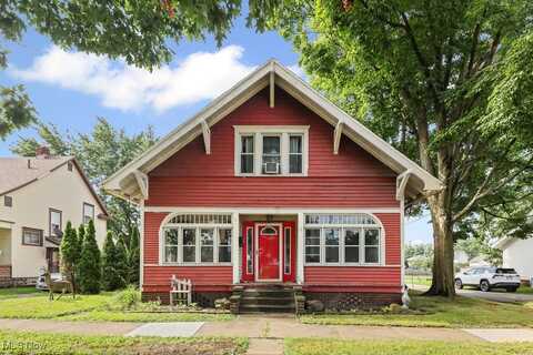 204 E Broad Street, Louisville, OH 44641
