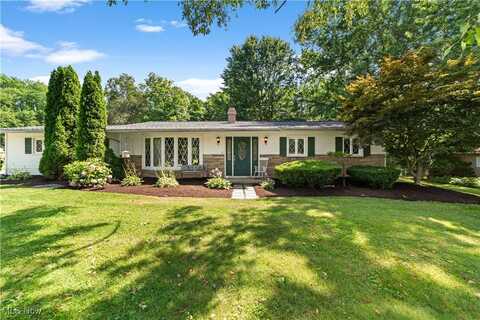 583 Sherwood Drive, Aurora, OH 44202