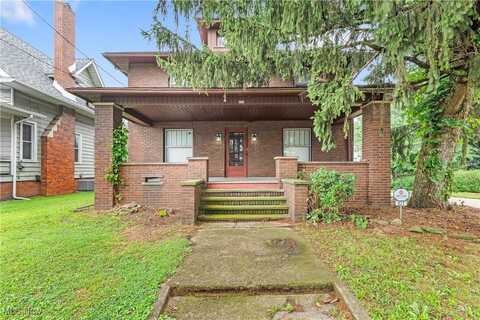 827 Amherst Road NE, Massillon, OH 44646