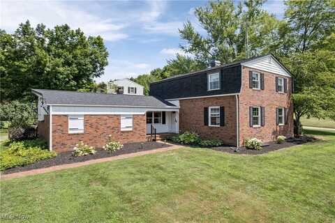 11167 Northwood Avenue NE, Bolivar, OH 44612