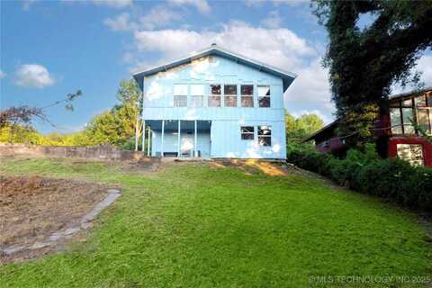 110 West Lakeshore Drive, McAlester, OK 74432