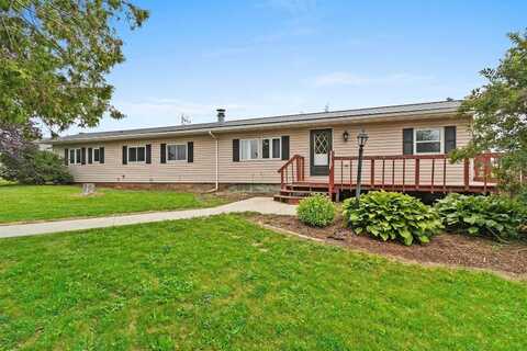 N9054 Cedar Drive, Algoma, WI 54201