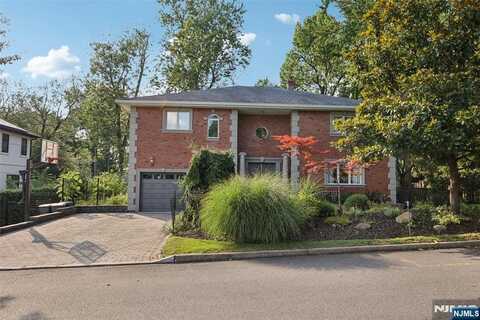 11 New Street, Cresskill, NJ 07626