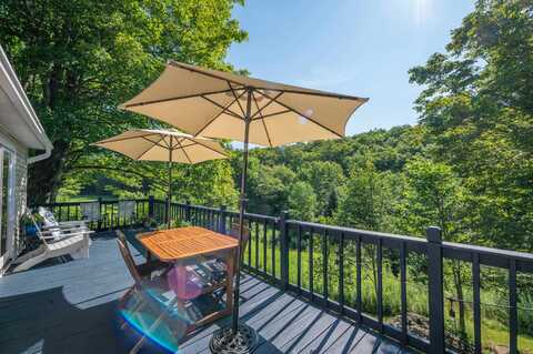 19 Titus Farm Road, Wilmington, VT 05363