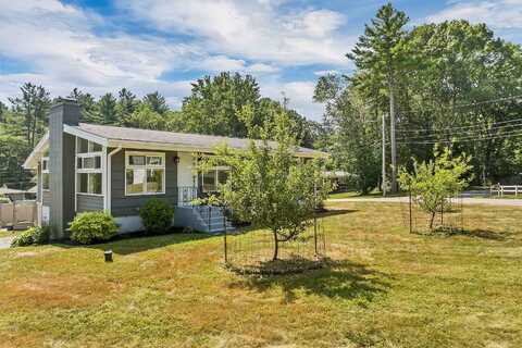 7 Hemlock Circle, Dover, NH 03820