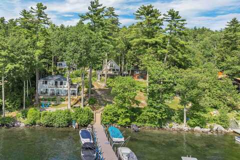 92 Canopache Road, Wolfeboro, NH 03894