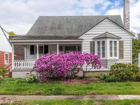 60 Bilodeau Court, Burlington, VT 05401
